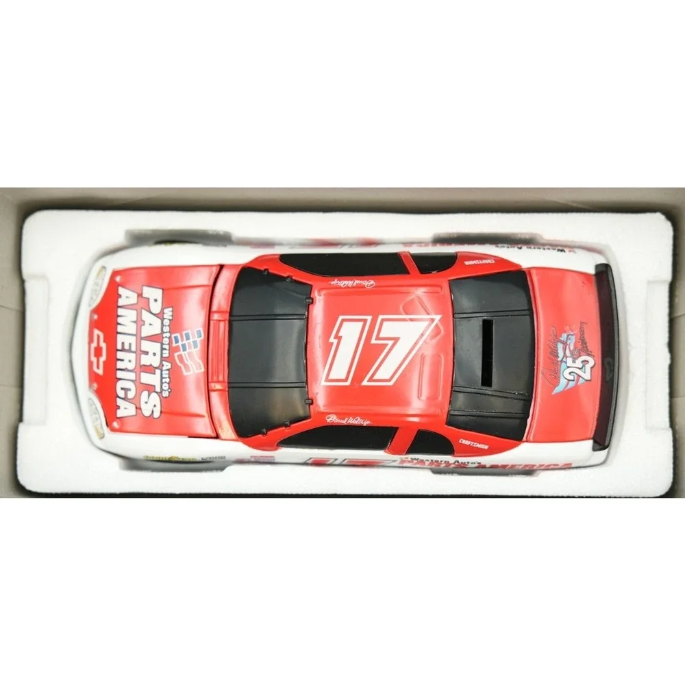 Full 7‐Car Bank Set Darrell Waltrip #17 